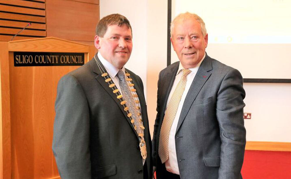 Cathaoirleach Councillor Martin Baker with outgoing Cathaoirleach Councillor Seamus Kilgannon