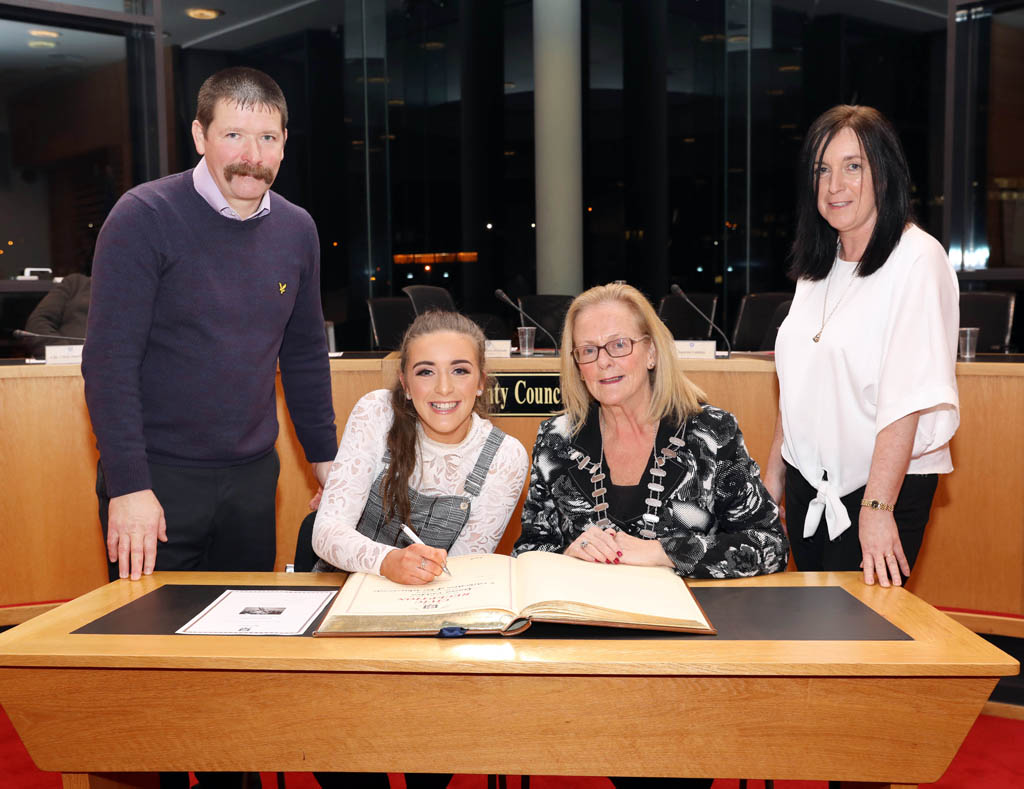 Champion Athlete Lauren Cadden honoured